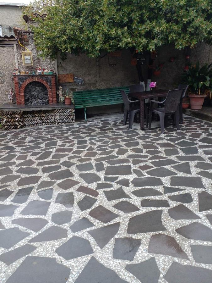 Guesthouse Giorgi Telavi Exterior photo