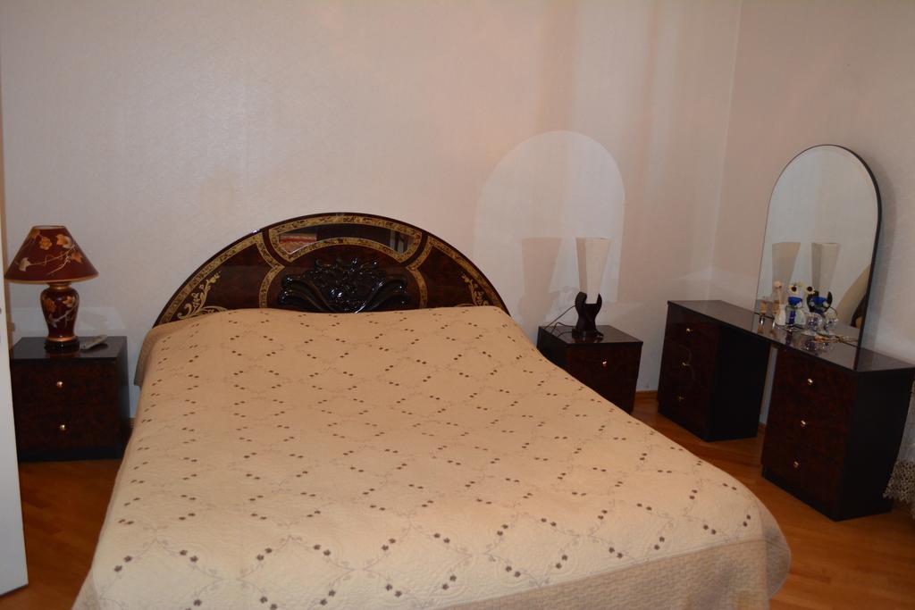 Guesthouse Giorgi Telavi Exterior photo