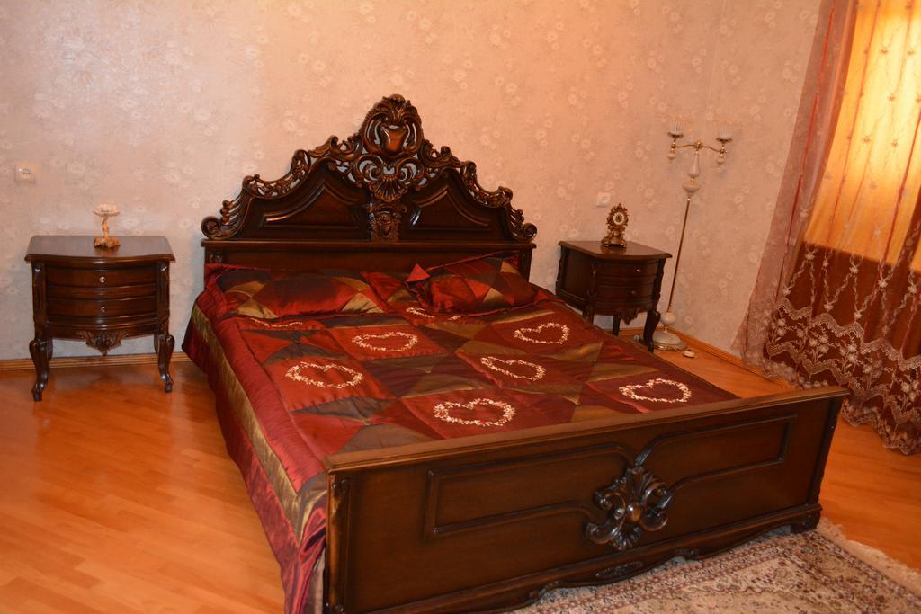 Guesthouse Giorgi Telavi Exterior photo